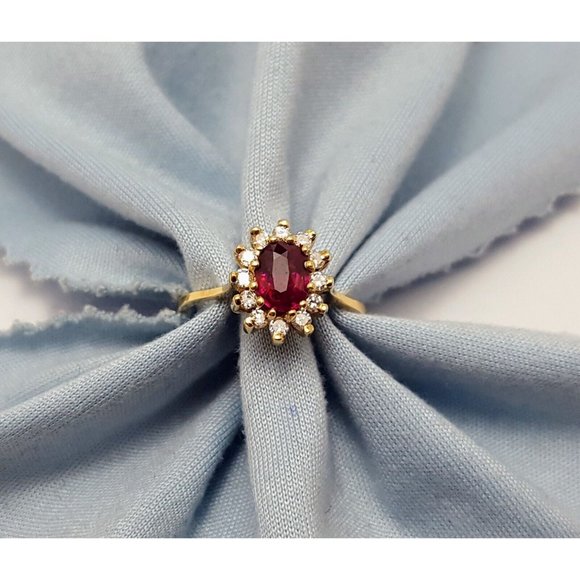 Elegant 14K Karat Solid Yellow Gold Designer Oval Ruby & Diamond Ring Size 5 - Picture 1 of 16